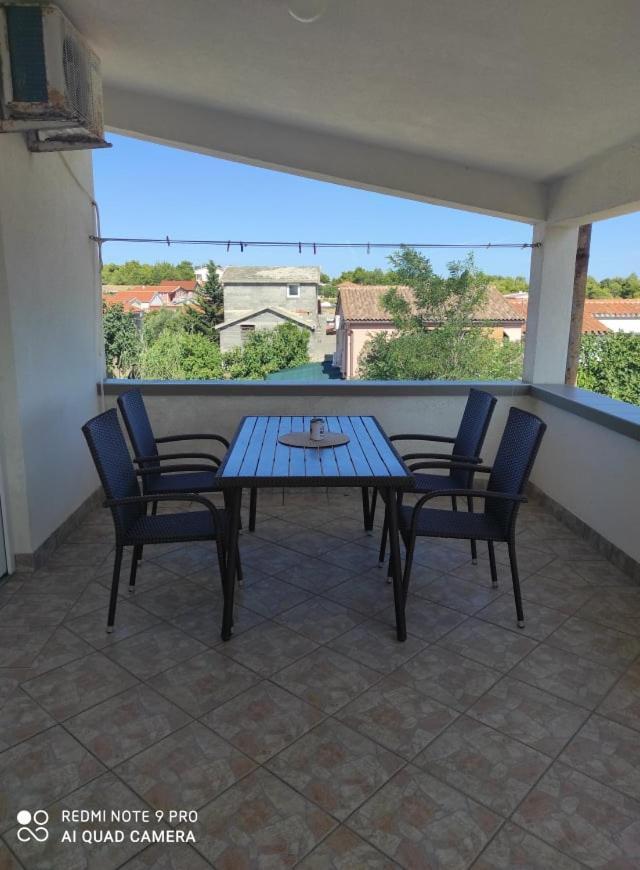 Sandra Vir Exterior photo